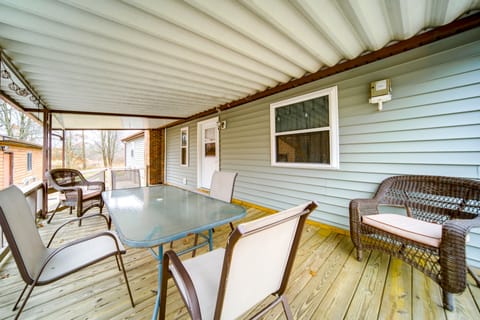 North Jackson Vacation Rental w/ Wraparound Deck! House in Ohio