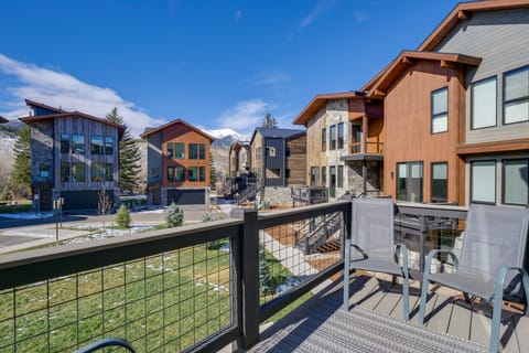 Mountain-View Silverthorne Townhome, Close to Ski! House in Silverthorne