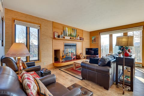 Colorado Retreat - Heated Pool Access, Near Skiing Apartment in Wildernest