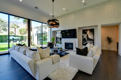 Palm Springs Home: Views & Luxe Outdoor Space! House in Palm Springs