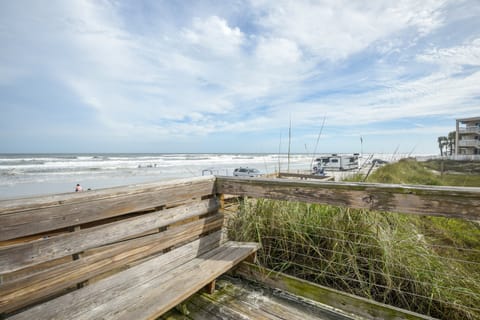 New Smyrna Beach Home < 1 Mi to Beach/Flagler Ave House in New Smyrna Beach