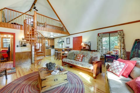 Cozy Oden Oasis w/ On-Site Fishing Creek & Deck! House in Arkansas