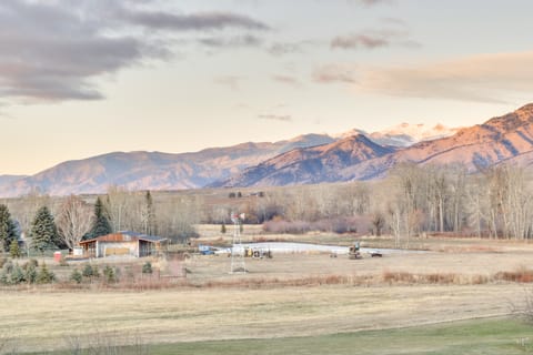 Modern Bozeman Escape w/ Bridger Mountain Views! Apartment in Bozeman