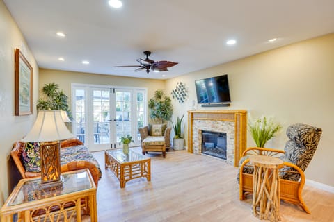 Huntington Beach Vacation Rental ~ 3 Mi to Dtwn! House in Huntington Beach