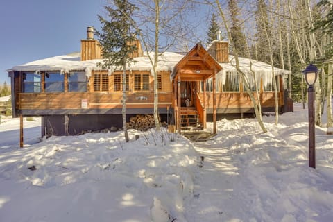 Charming Brian Head Condo Rental w/ Ski Shuttle! Apartment in Brian Head