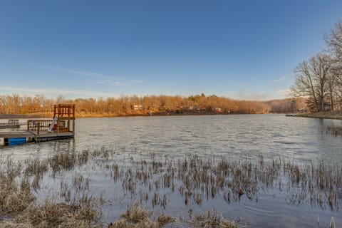 Waterfront Cherokee Village Home w/ Private Dock! House in Cherokee Village