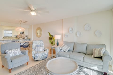 Orange Beach Condo w/ Beach+ Tennis Court Access Apartment in Orange Beach