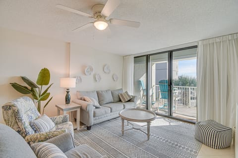 Orange Beach Condo w/ Beach+ Tennis Court Access Apartment in Orange Beach