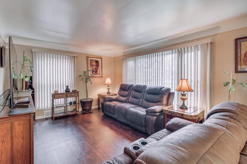Family-Friendly Detroit Home: 12 Mi to Downtown! House in Detroit