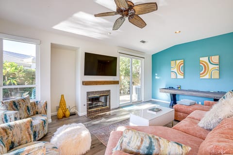 Cathedral City Home w/ Private Pool - Near Golf House in Cathedral City