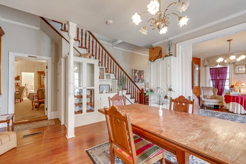 Spacious Home in Sutter Creek - Walk to Wineries! Villa in Sutter Creek