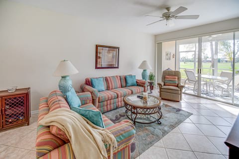 Bonita Springs Condo w/ Community Pool Access! Apartment in North Naples