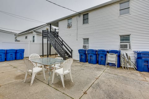 Wildwood Apartment, Walk to Crest Pier & Beach! Apartment in Wildwood