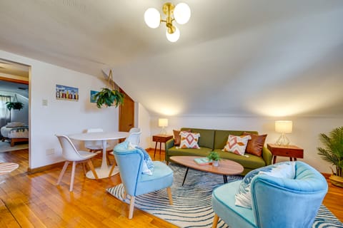 Cozy Pittsburgh Vacation Rental ~ 2 Mi to Downtown Apartment in Pittsburgh