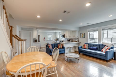 Long Branch Getaway - Walk to Beaches & Dining! Apartment in Long Branch