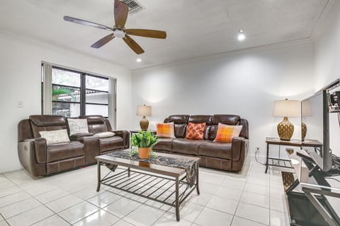 Modern Coral Springs Home: Close to Everglades! House in Coral Springs