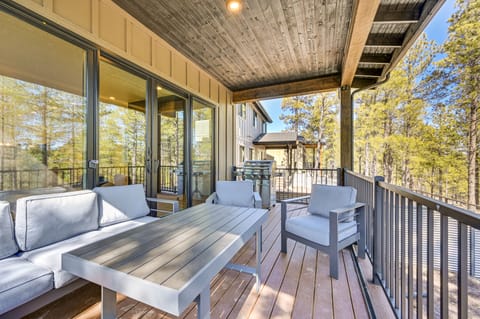 Flagstaff Group Getaway w/ Game Room & Deck House in Flagstaff