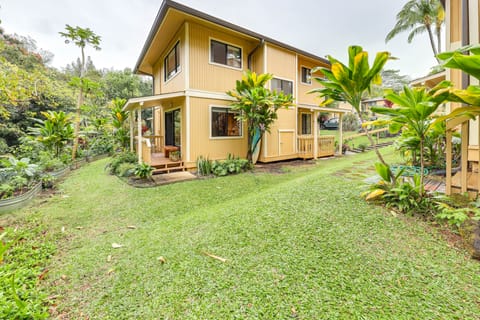 ~ 2 Mi to Beach: Princeville Condo w/ Private Deck Apartment in Princeville