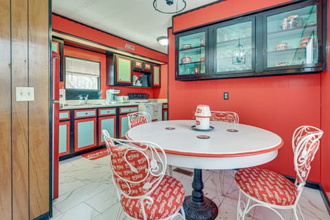 Fish, Boat & Unwind! Retreat w/ Lake Dunlap Access House in New Braunfels