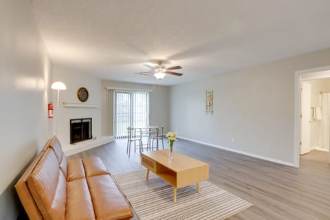 3 Mi to Campus: Fayetteville Home w/ Hot Tub! House in Fayetteville