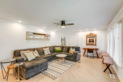 Pet-Friendly Getaway: 15 Mi to Downtown Nashville House in Hermitage