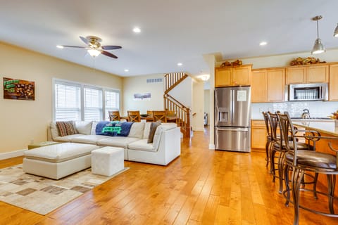 Spacious South Bend Home - Walk to Notre Dame! House in South Bend