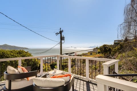 Sausalito Oasis - 3 Mi to Golden Gate Bridge! House in Sausalito