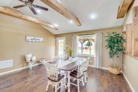 Peaceful Brandenburg Home ~ 6 Mi to Ohio River! House in Indiana