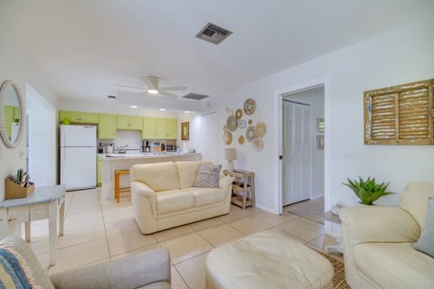 Vero Beach Vacation Rental ~ 3 Mi to the Ocean! Apartment in Vero Beach