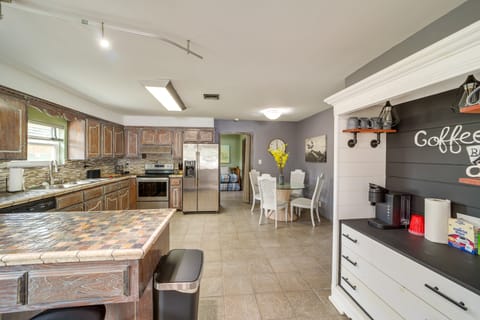 Lakefront Eufaula Cabin w/ Fire Pit & Private Dock House in Longtown