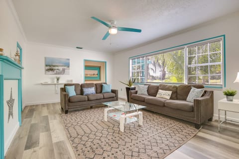 2 Mi to Hollywood Beach: Pet-Friendly Cottage Cottage in Hollywood
