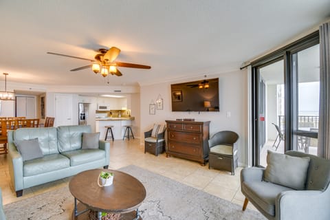 Pool on the Beach: Airy Orange Beach Condo! Apartment in Orange Beach