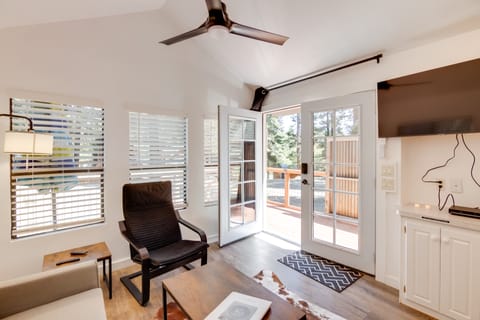 Peaceful Lake Almanor Cabin: Fish, Hunt + Hike! House in Lake Almanor