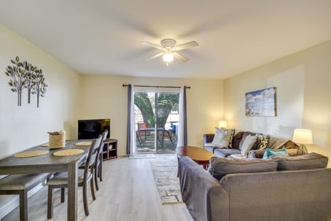 Airy Biloxi Condo w/ Patio: Walk to Beach! Apartment in Biloxi