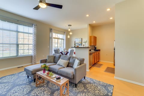 Michigan Townhome w/ Smart TV: 25 Mi to Detroit! Apartment in Lake Erie