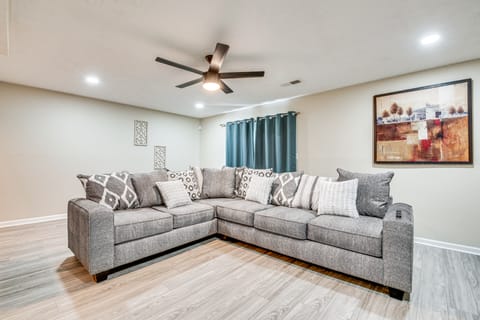 Welcoming Townhome: 1/2 Mi to Downtown Smyrna Apartment in Smyrna