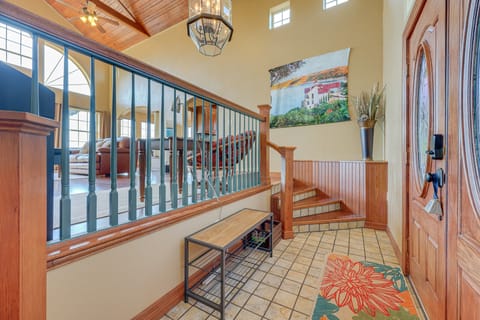 Family-Friendly Fischer Home w/ Private Hot Tub! House in Canyon Lake