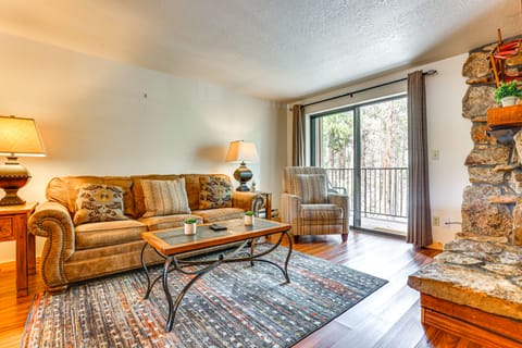 Winter Park Condo w/ Resort Shuttle On-Site! Apartment in Fraser