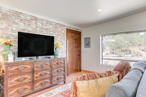 Near Hiking: Mtn-View Tucson Studio Retreat Apartment in Tucson