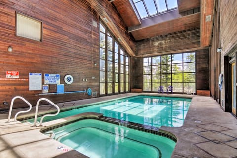 Walk to Ski Lift: Brian Head Condo w/ Pool Access! Apartment in Brian Head