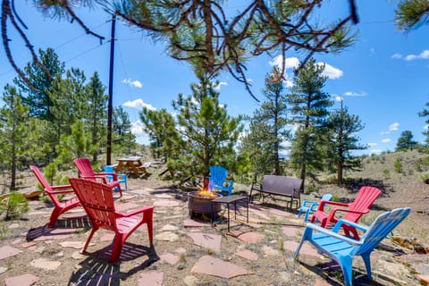 24-0089 Rustic Hartsel Getaway w/ 35-Acre Yard House in Park County