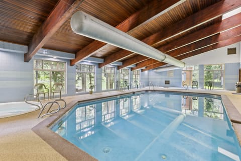 Winter Park Condo w/ Pool + Ski Shuttle Access! Apartment in Fraser