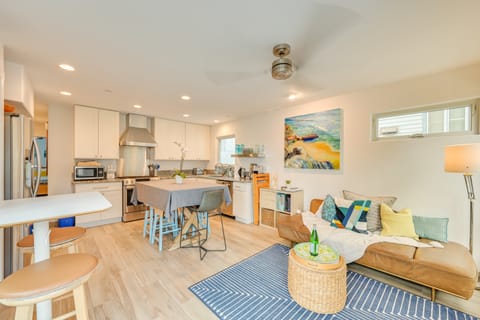 Sunny San Diego Home w/ Patio - Steps to Beach! House in Mission Beach