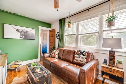 Deck & Fire Pit: Manitou Mountain Retreat Apartment in Manitou Springs