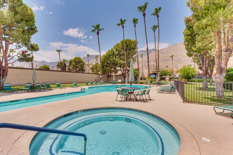 Vibrant Palm Springs Condo w/ Resort-Style Pools! Apartment in Palm Springs