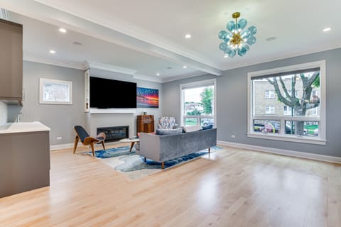 Game Room, Deck & Yard: Chicago Home House in Chicago