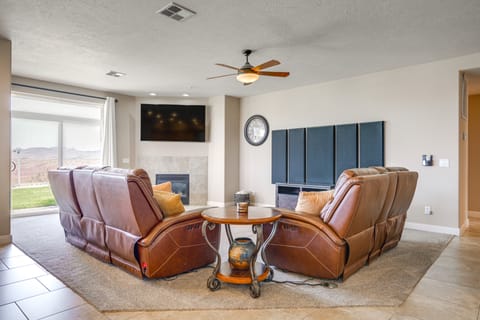 Resort-Style St George Condo w/ Private Patio Apartment in St George