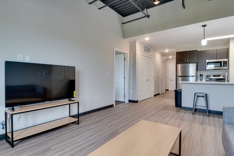 Bloomington Apartment - Walk to IU Campus & Mall! Apartment in Bloomington