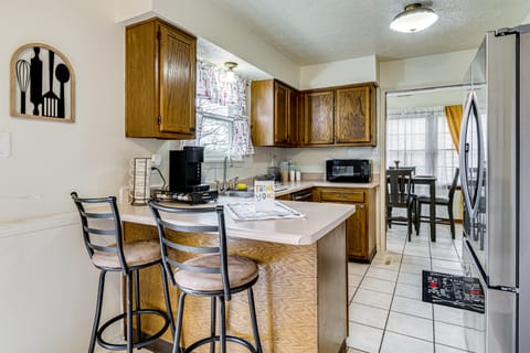 Indianapolis Home w/ Fire Pit & On-Site Fishing! House in Indianapolis