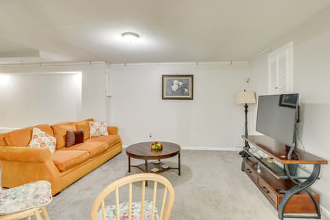 Pet-Friendly Bowie Studio ~ 19 Mi to Washington DC Wohnung in Bowie